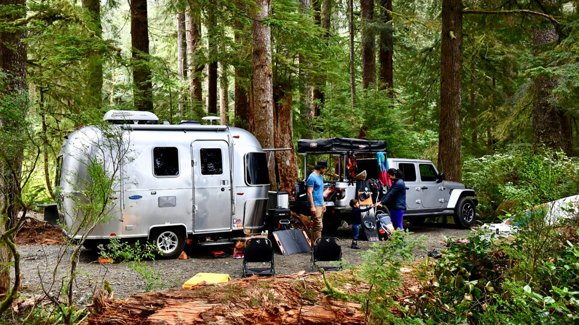 Ask-an-Airstreamer-Single-Axle-Travel-Trailer